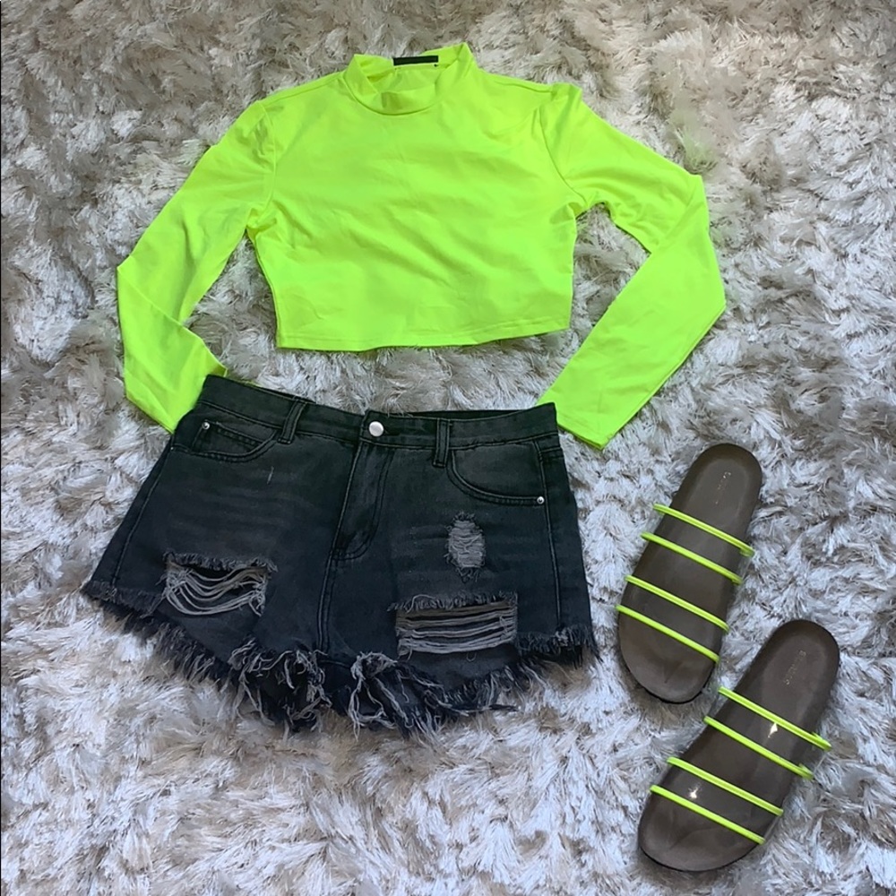 NWOT Neon Green Mock Neck Crop Top